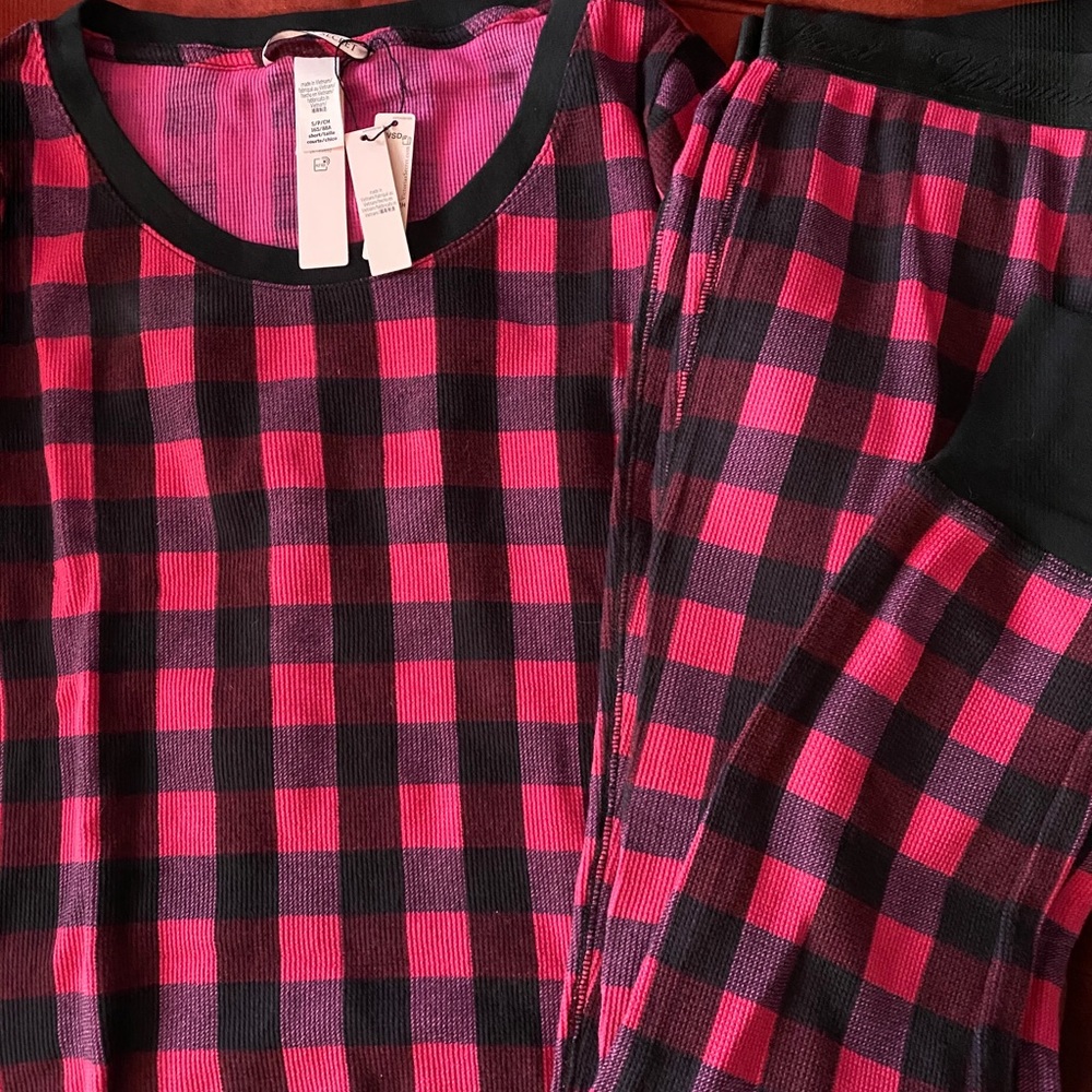 Victoria’s Secret pajama set